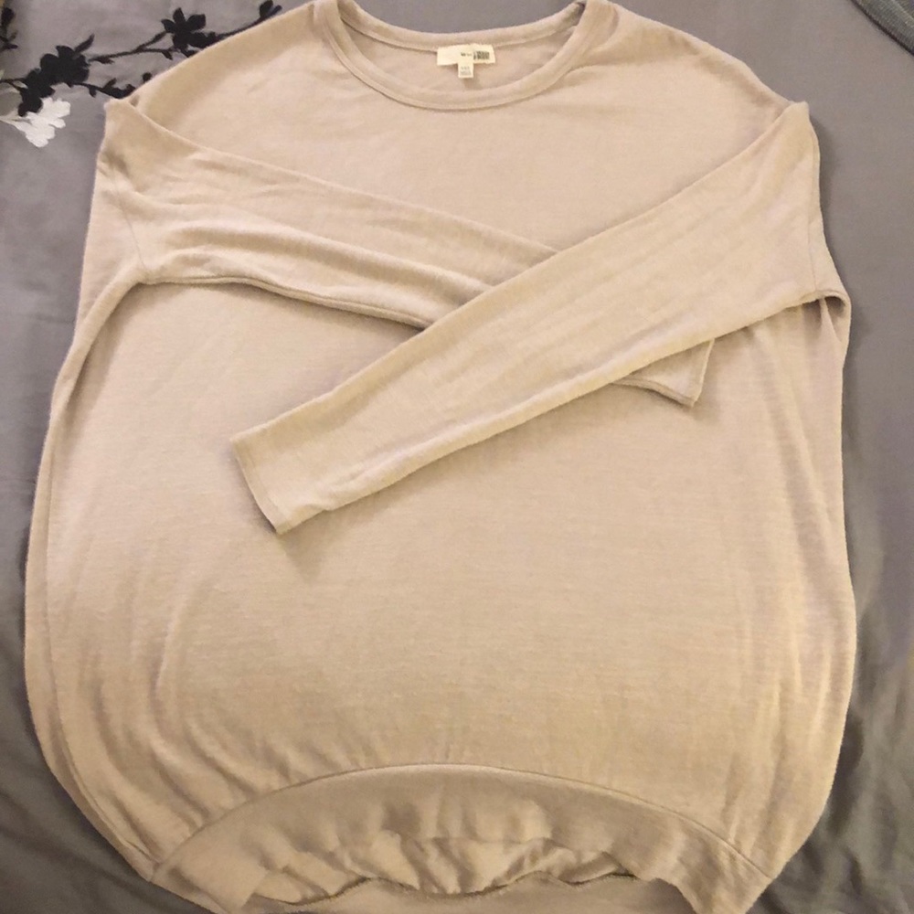 Wilfred free Balzac sweater